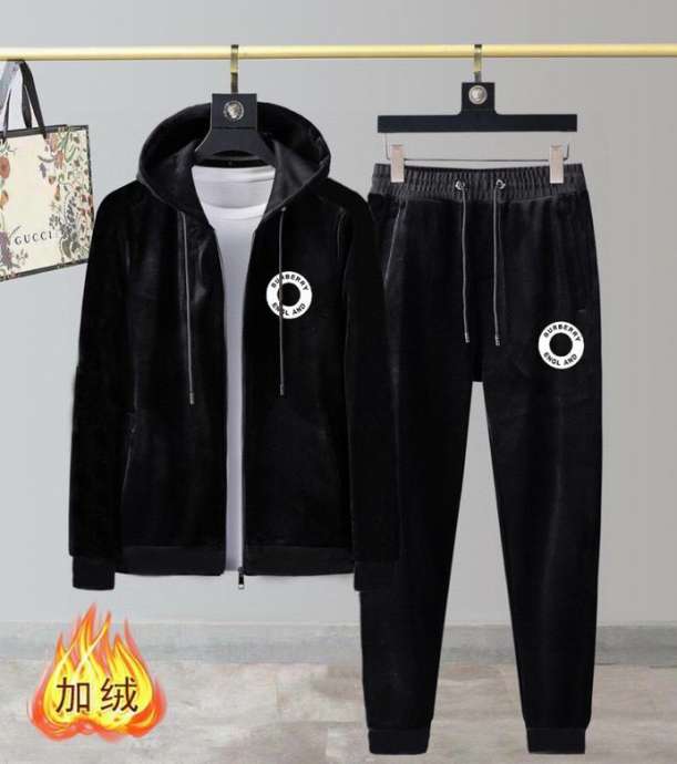 Picture of Burberry SweatSuits _SKUBurberrym-4xl0127431